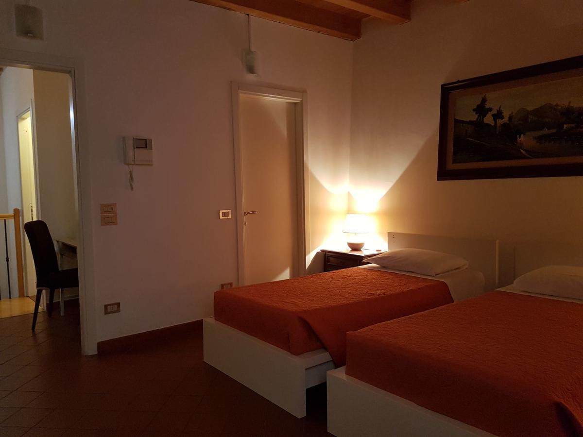 Domus Nova Residenza Il B&B Mantova Exterior photo