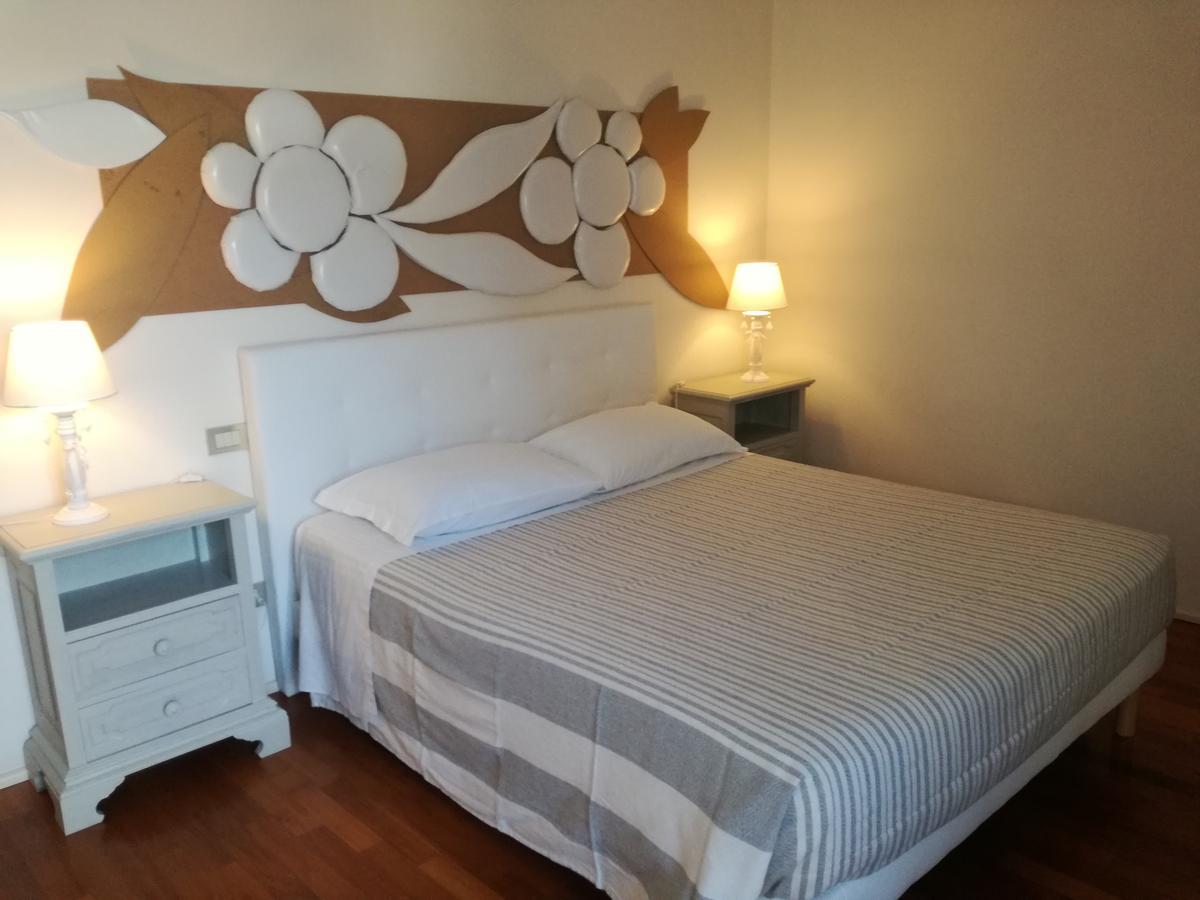 Domus Nova Residenza Il B&B Mantova Exterior photo