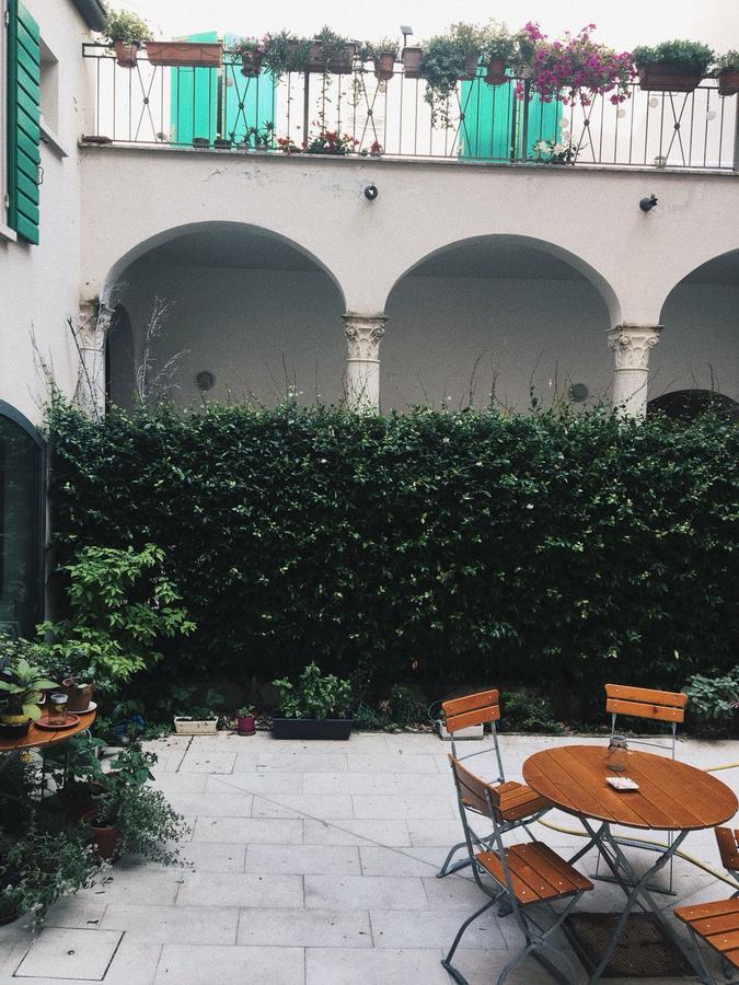 Domus Nova Residenza Il B&B Mantova Exterior photo
